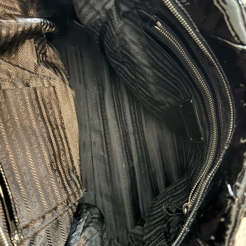 Vintage Prada Black Patent Leather Quilted Shoulder Bag Large - Picture 2 of 8